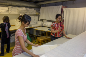 Starfsfólk við vinnu